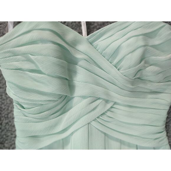 David's Bridal Dresses Short Crinkle Chiffon Dress Cascade Front strapless sz 8 - Picture 3 of 14